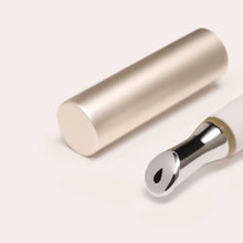 Load image into Gallery viewer, Monika Heiligmann Deep Regenerating Lip Balm